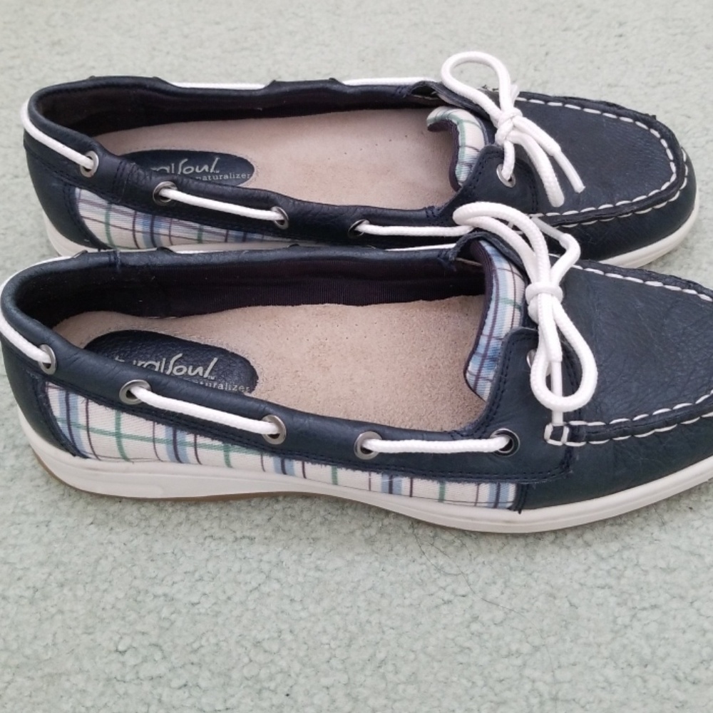 *FINAL SALE* Natural Soul plaid boat shoes